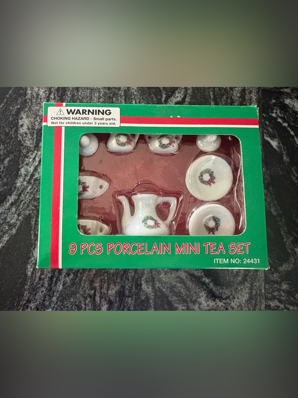 Christmas Set: 9 pcs Porcelain Mini Tea Set - White with Wreath Accent